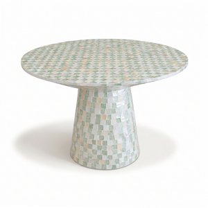 Table basse ronde en coquille de capiz, luxe moderne, pour salon ou chambre, fabriquée à la main au Vietnam - Product Image 1