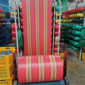 ม้วนผ้า PP ทอคุณภาพสูงขายดีที่สุด สำหรับถุงโพลีโพรพิลีน ผลิตจากวัสดุรีไซเคิล ผ้า PP ทอแบบม้วนสำหรับการเกษตร - Product Image 1