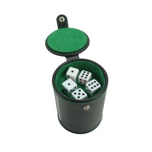 Gobelet à dés de casino personnalisable avec logo gravé, finition cuir, forme ronde 9*12cm, emballage inclus - Product Image 1