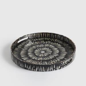 Plateau de service rond noir avec incrustation de coquillages, motif mosaïque soleil éclatant, bord surélevé et poignées latérales pour décoration de table - Product Image 4