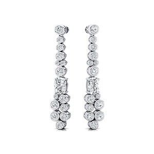 Boucles d'oreilles pendantes en or massif 14K/18K avec diamant de laboratoire de luxe certifié IGI, taille ovale 0,5 carat et 28 diamants d'appoint - Product Image 4
