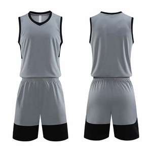 Vente flash, prix bas, ensemble d'uniformes de basket-ball, qualité supérieure, meilleur prix, nouveau design, uniformes de basket-ball en polyester - Product Image 1