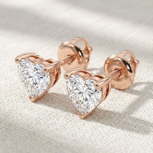 ต่างหูเพชรทรงหัวใจ ทองคำขาว 14K ประดับขอบแบบ Bezel Setting รับรองโดย IGI เครื่องประดับผู้หญิงทันสมัย สำหรับงานหมั้น งานแต่งงาน และงานปาร์ตี้ - Product Image 3