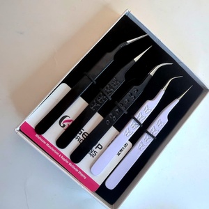 Pince à épiler pour extensions de cils GETUP BROSONS IMPEX en acier inoxydable durable, revêtement en poudre, motif papillon, surface lisse - Product Image 4