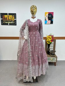 Robe Anarkali en Georgette pour femmes, avec dupatta réversible, longueur maxi, toutes saisons, pour les occasions de fête, par TENNYCE - Product Image 4