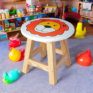 Taburete Infantil de Madera con Diseño de León, Silla Alta para Dormitorio, Sala de Juegos o Guardería - Product Image 4