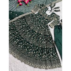 Hermoso Vestido Anarkali para Fiesta de Noche con Elegante Dupatta y Pantalón Elegante para Ocasiones Especiales - Product Image 3