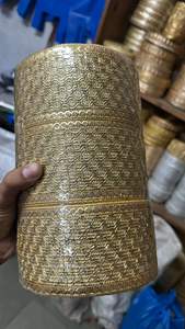 Encaje decorativo de alta calidad ideal para prendas de vestir, bordes de sarees, lehengas y proyectos de manualidades. - Product Image 3