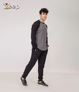 เสื้อเจอร์ซีย์แขนยาวผู้ชาย XEEP แบบสั่งทำพิเศษ ผ้าโพลีเอสเตอร์/คอตตอน ปักลาย ซิปด้านหน้า ถักด้วยเทคนิคตรวจจับด้วยเข็ม น้ำหนัก 180 กรัม - Product Image 1