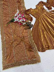Elegant Look Hand Drawn Heavy Embroidery Traditional Pattern Stitch Modal Winter Party Pakistani Designer Salwar Kameez - Product Image 6