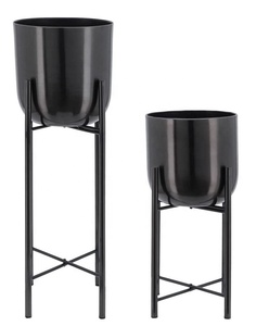 Lot de 1 pots de fleurs et jardinières d'intérieur décoratifs en métal noir moderne pour la maison, le jardin et le salon, la chambre à coucher et la décoration intérieure - Product Image 1