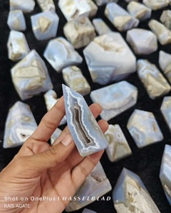 Agate bleue naturelle en forme libre, druse, pointe de cristal scintillante, géode, spécimen de pierre précieuse polie, vente en gros - Product Image 4