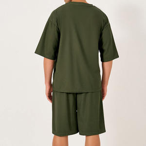 Ensembles de shorts pour hommes en gros, ensembles personnalisés chemise et short d'été pour hommes, ensemble t-shirt à manches courtes et short de plage 2026 - Product Image 5