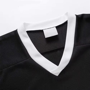 Custom Men's Ice Hockey Jersey Latest Design Sportswear Made in Pakistan OEM Supply Available - Product Image 4