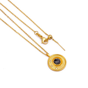 Collier en laiton plaqué or El Joyero Celestial avec pendentif soleil et obsidienne flocon de neige, bijoux minimalistes à superposer - Product Image 2