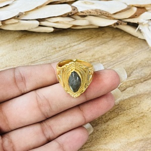Bagues en labradorite très demandées, bandes géométriques tribales, bijoux bohèmes en laiton pour femmes, plaqué or 18 carats, style vintage, vente en gros - Product Image 2