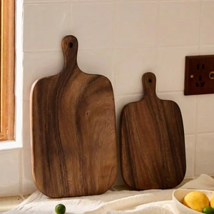 Planche à découper en bois artisanale écologique, bords vintage, finition huile organique, compatible lave-vaisselle pour une découpe alimentaire hygiénique - Product Image 1