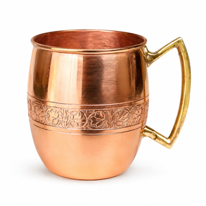 Mug à Moscow Mule 100% cuivre pur avec poignée en laiton |   Mug à boire en cuivre gravé à la main |   Gobelet d'eau ayurvédique premium 500 ml - Product Image 1