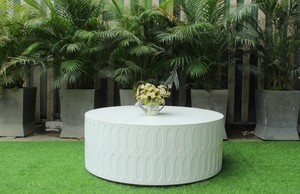 Mesa de centro redonda moderna de hormigón, fácil de limpiar y resistente al agua para uso en interiores y exteriores - Product Image 6