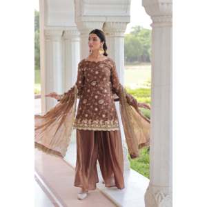 Ensemble palazzo brodé de sequins pour femme avec dupatta par Fendy - Product Image 4