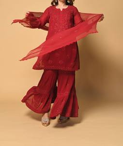 Ensemble Sharara brodé de sequins pour femme, idéal pour les mariages, les fêtes et les occasions festives, tenue ethnique traditionnelle élégante - Product Image 4