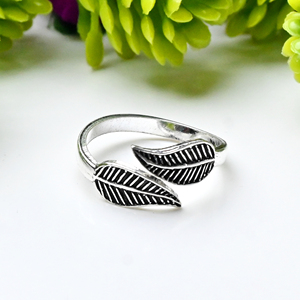 925 Sterling <b>Silver</b> Designer Leaf <b>Adjustable</b> Minimalist Toe <b>Ring</b> for Women - Product Image 2