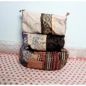 Trousse de Maquillage Grande Taille en Tissu Kantha 100% Coton Pur, Motif à Pompons, Fermeture Éclair, Écologique, Durable, Légère et Douce - Product Image 1