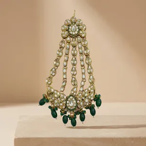 Boucles d'oreilles Jhumar Pasa en or plaqué or avec perles traditionnelles et perles vertes, serties de moissanite, pour femmes, bijoux de mariée pour occasions spéciales - Product Image 2