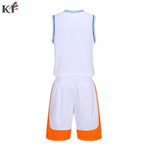 Ensembles de maillots de basketball pour hommes, respirants, à séchage rapide, anti-UV, anti-bactériens, avec bretelles réglables, très demandés pour l'entraînement sportif. - Product Image 3