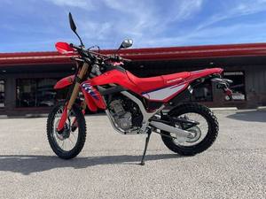 Commandez ici la nouvelle moto tout-terrain double usage Honda CRF300L ABS 300L 2025 - Product Image 4