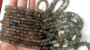 Perles de Labradorite Naturelle Bleue Chatoyante, Rondelles Simples Graduées, Vendues par Fil de 8 Pouces - Product Image 2