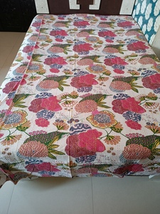 Couvre-lit imprimé floral et oiseaux, style bohème, moderne, toutes saisons, en denim patchwork, rembourrage en coton fait main, pour usage domestique - Product Image 4