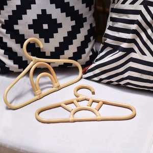 Cintre mural en rotin écologique de haute qualité pour enfants, motifs variés, style vintage, 2026 - Product Image 4