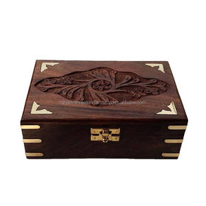 Organisateur de bijoux en bois supérieur de haute qualité incrustation en laiton et détails sculptés à la main dans des styles polyvalents au prix de gros - Product Image 1