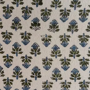 Tela de Algodón Estampada a Mano con Diseño Floral Azul y Verde Oliva sobre Base Natural |   Estampado Tradicional Indio con Pequeños Motivos - Product Image 4