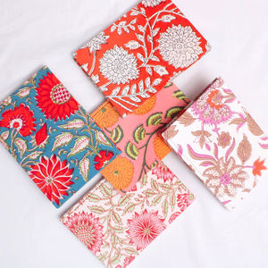 Cuaderno de tela floral hecho a mano – Diario personalizado con tapa dura – Proveedor mayorista. - Product Image 1