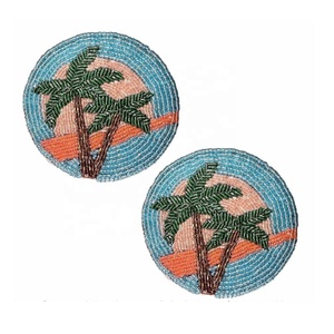 Christmas <b>Tree</b> Glass Beads Coaster Set of 4 Handmade Gold Red & Green 10cm for Coffee <b>Mug</b> Tea Cup Drink Glass & Dining Table Use - Product Image 6