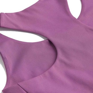 Sujetador deportivo sin costuras morado para mujer, cuello redondo, espalda cruzada, soporte medio, tallas grandes, ropa deportiva, elastano, poliéster - Product Image 5