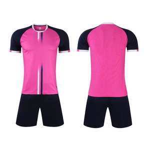 Uniforme de Fútbol Personalizable al por Mayor 2026, Traje Deportivo de Calidad con Colores de Calidad, Diseño de Uniforme de Fútbol Sublimado en Blanco - Product Image 3