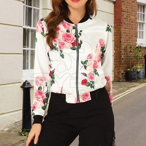 Chaquetas Varsity con Estampado para Mujer, Inspiradas en el Estilo de Vida, de Alta Calidad, Ropa Suave Premium para Looks Urbanos Contemporáneos - Product Image 3