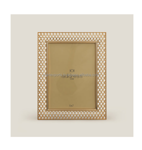 Top Quality <b>Metal</b> <b>Photo</b> <b>Frame</b> in Luxury Designs for Bedroom and Living Room Decoration at Export Price - Product Image 5