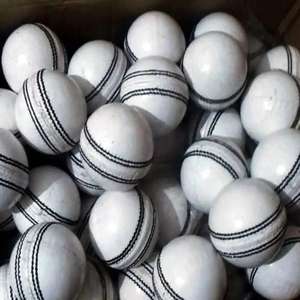 Pelotas de Cricket de Cuero Blanco de Buena Calidad para Práctica, Grado A, Cosidas a Mano | Fabricante de Pelotas Oficiales de Alta Calidad - Product Image 6