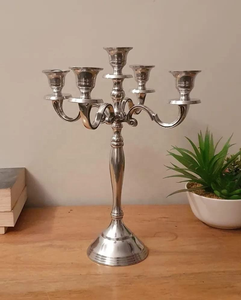 Porte-bougie et support en métal écologique, fait main, décoration d'intérieur, objet décoratif et cadeau, laiton, fabriqué en Inde - Product Image 4