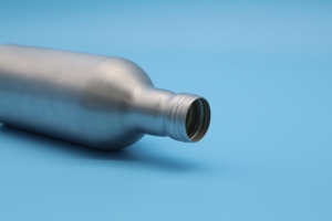 ผู้ผลิตจากเวียดนาม กระป๋องอะลูมิเนียมคอยาว แบบเปิดด้านบน สวยงาม ทนทาน น้ำหนักเบา เป็นมิตรกับสิ่งแวดล้อม นำกลับมาใช้ใหม่ได้ รีไซเคิลได้ - Product Image 3