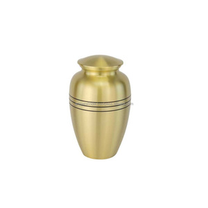 Découvrez de superbes nouvelles urnes en laiton Dernier design unique Hommage parfait pour chérir les souvenirs pour toujours - Product Image 2