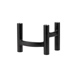 Candelabro de Metal con Recubrimiento de Polvo Negro con Columnas Tubulares Interconectadas y Líneas Arquitectónicas Elegantes para Decoración del Hogar - Product Image 3