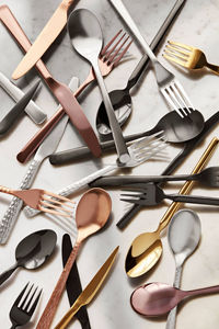 Poignée unique de luxe martelé en acier inoxydable finition miroir ensemble de couverts 4 pièces pour le réglage de la table de fête de mariage - Product Image 5