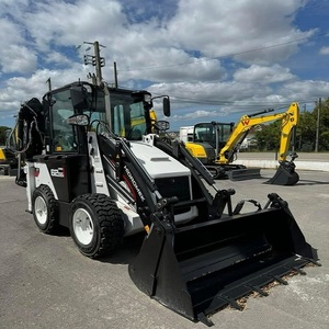 Cargadora Compacta Hidromek 62SS Duradera con Motor Diésel y Movimiento sobre Orugas que Ofrece Alta Eficiencia Operativa y Excelente Capacidad de Excavación - Product Image 3