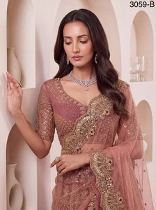 Ensemble Lehenga Rose Brodé de Perles, Robe de Mariée, Dupatta en Tulle, Blouse, Jupe, Tenue de Cérémonie Nuptiale, Silhouette Trapèze Amovible - Product Image 2