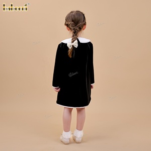 Vestido DR4506 de Terciopelo Negro con Lazo, para Niñas, Otoño, Floral, 100% Algodón, Bordado a Mano, Silueta en A, Largo Midi, OEKO-TEX - Product Image 4